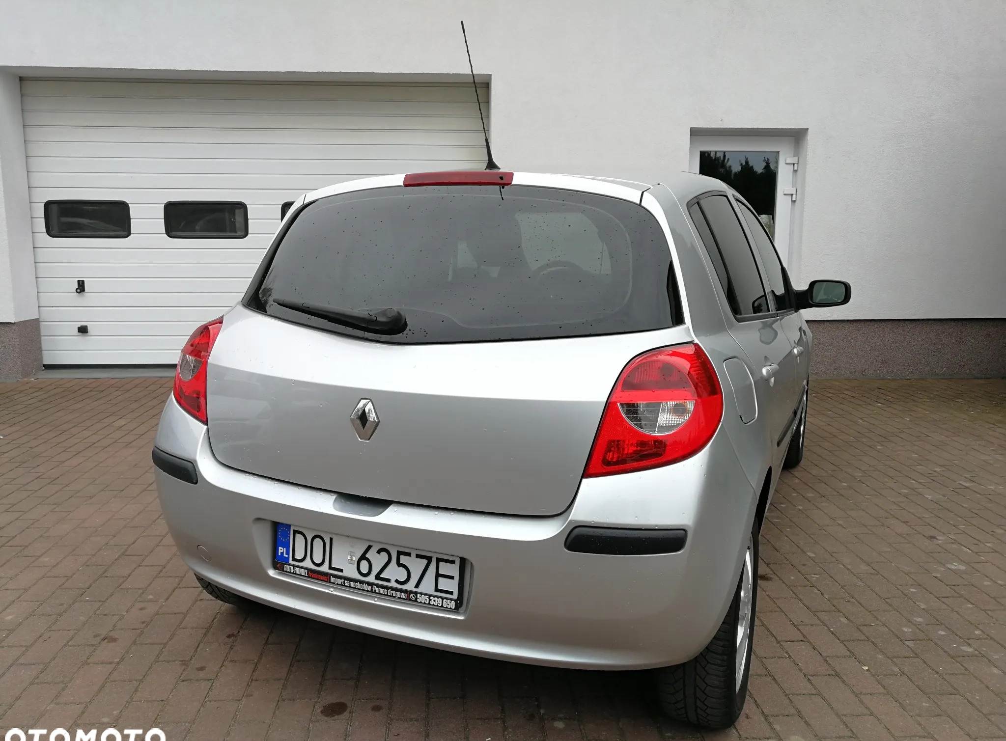 Renault Clio cena 10900 przebieg: 168000, rok produkcji 2007 z Oleśnica małe 92